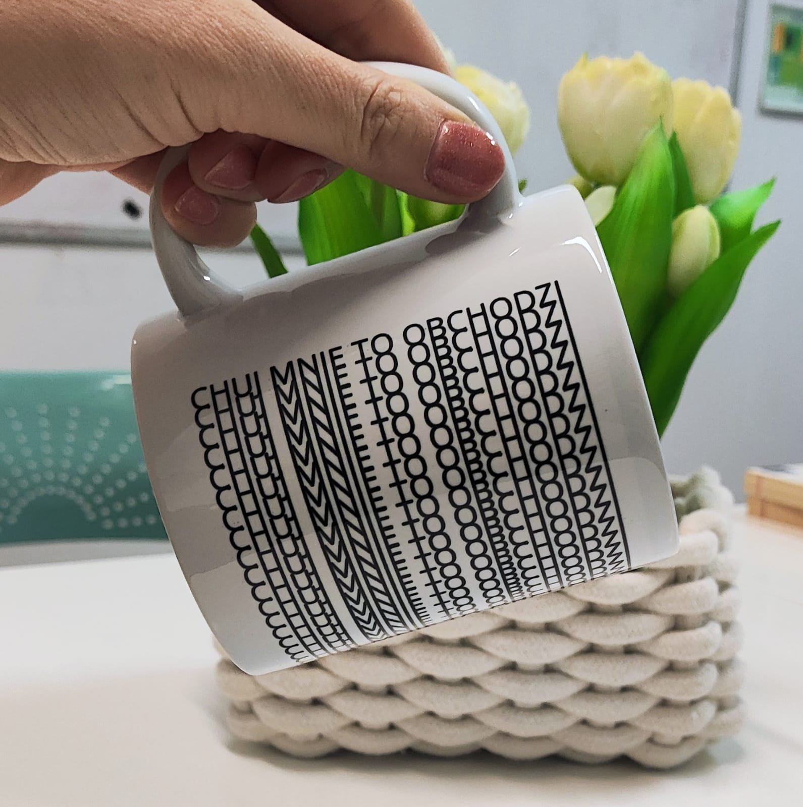 Kubek z nadrukiem bez cenzury napis ukryty szlaczki śmieszny prezent dla dorosłych 330 ml mocny wulgarny tekst